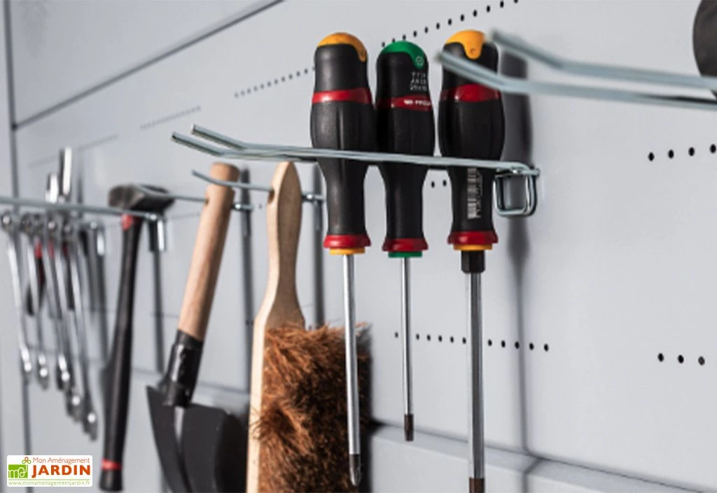 Plaque Perforée Avec Crochets Pour Abri De Jardin Luminato - 5,6 M² 1 Plaque Perforée Avec Crochets Pour Abri De Jardin Luminato - 5,6 M²