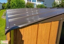 Abri De Jardin En Acier Galvanisé Imitation Bois Woodlake – 11,5 M² 9 Abri De Jardin En Acier Galvanisé Imitation Bois Woodlake – 11,5 M² -Solid || Mikado || Hevea Soldes Boutique toiture remise jardin metal imitation bois